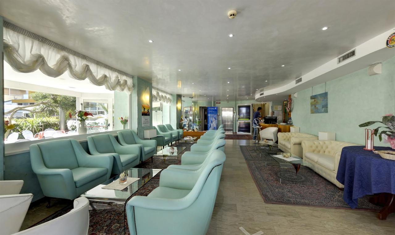 Hotel Margareth Riccione Exterior foto